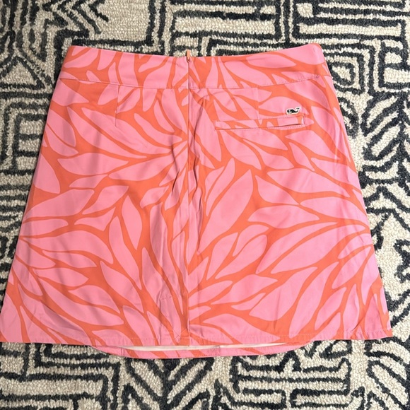 Vineyard Vines Golf Skort - Picture 2 of 5